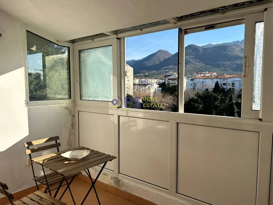Rent, one bedroom apartment, 50m², Bar, Crna Gora