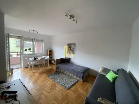 Prodaja, jednosoban stan, 33m², Cara Dušana, Novi Sad Sve Podlokacije - image 4