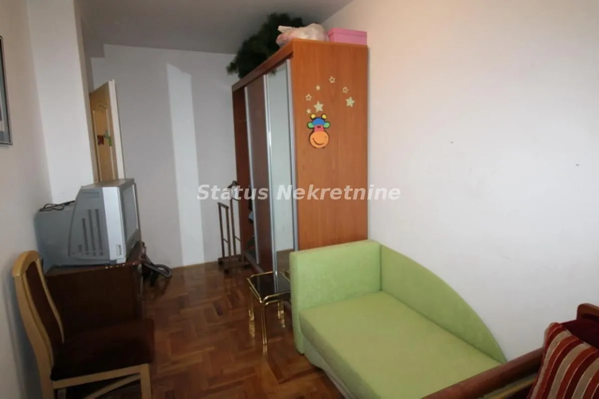 Prodaja, trosoban stan, 54m², Nova Detelinara, Novi Sad Sve Podlokacije
