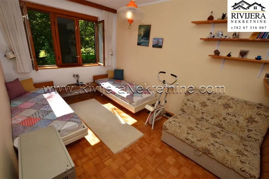 Sale, house, 180m², Sutorina, Herceg Novi