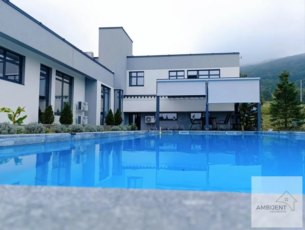 Prodaja, kuća, 600m², Sopot, Beograd