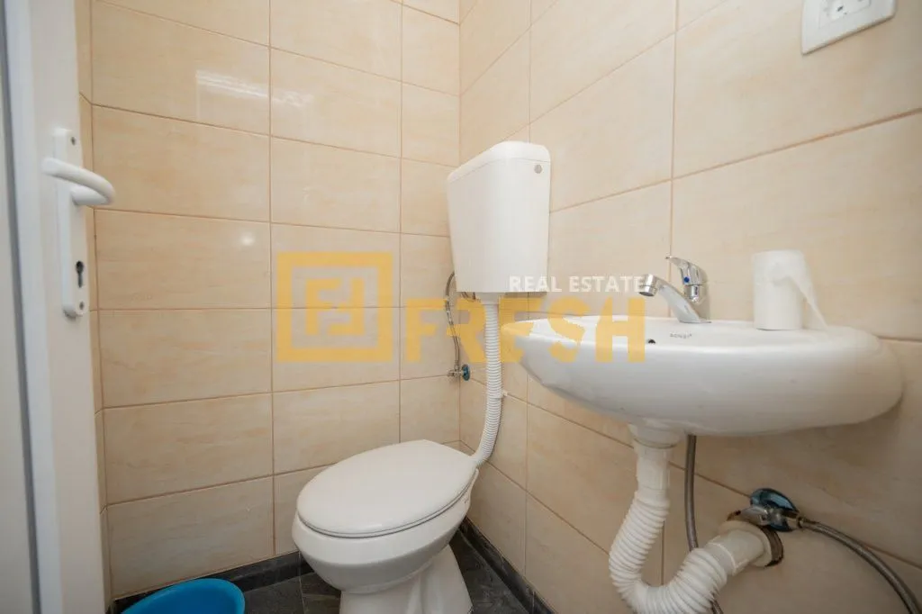 Rent, office space, 14m², Stari Aerodrom, Podgorica