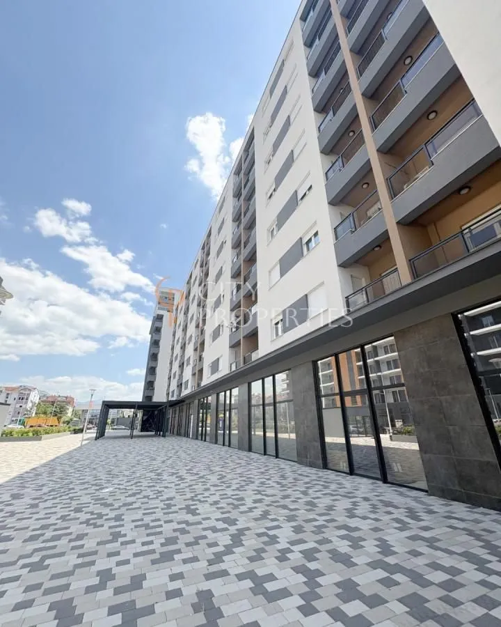 Izdavanje, poslovni prostor, 118m², Stari Aerodrom, Podgorica