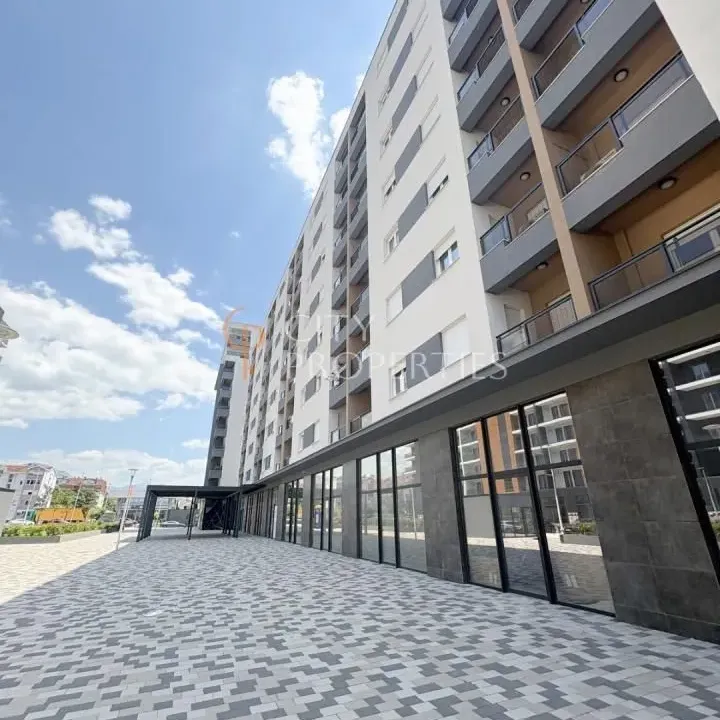 Rent, office space, 118m², Stari Aerodrom, Podgorica