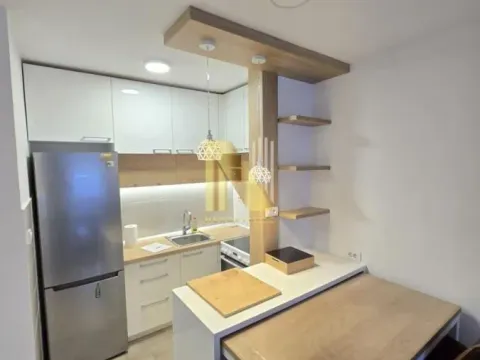 Izdavanje, jednosoban stan, 40m², Rotkvarija, Novi Sad Sve Podlokacije - image 17