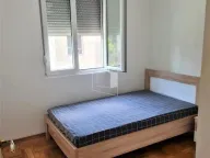 Izdavanje, kuća, 120m², Tološi, Podgorica - image 10