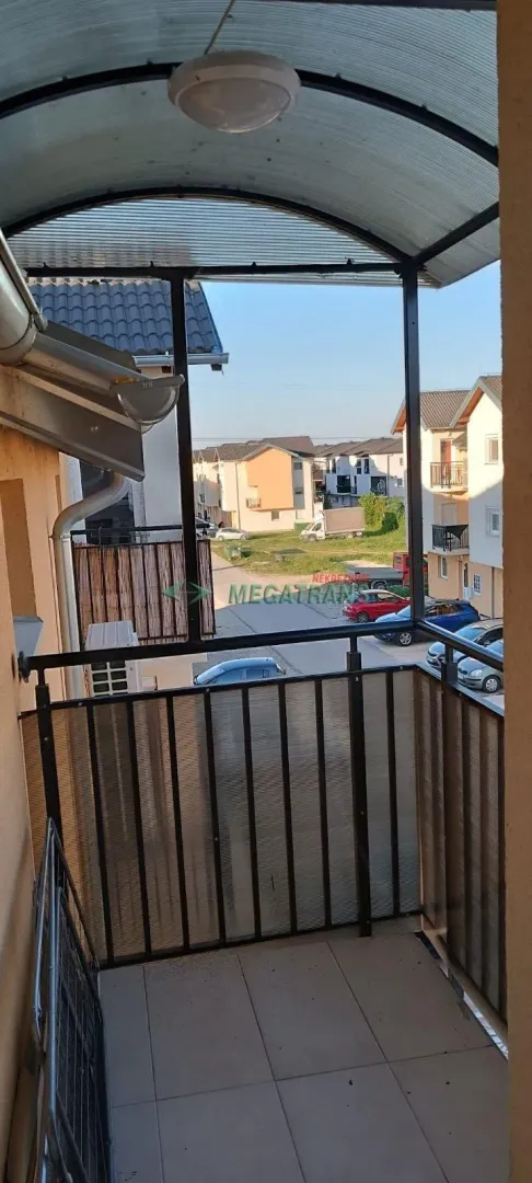 Izdavanje, jednosoban stan, 30m², Adamovićevo Naselje, Novi Sad Sve Podlokacije