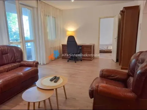 Izdavanje, četvorosoban stan, 80m², Stari Grad, Beograd - image 20