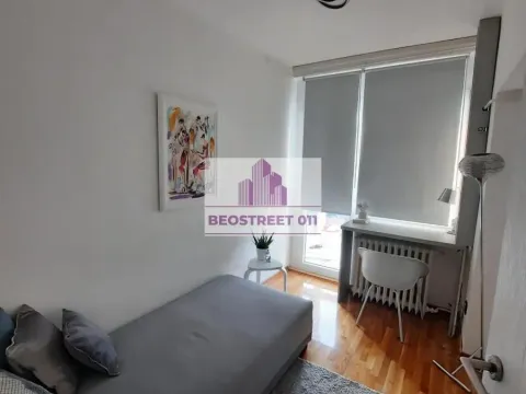 Prodaja, trosoban stan, 83m², Južni Bulevar, Vračar Sve Podlokacije - image 4