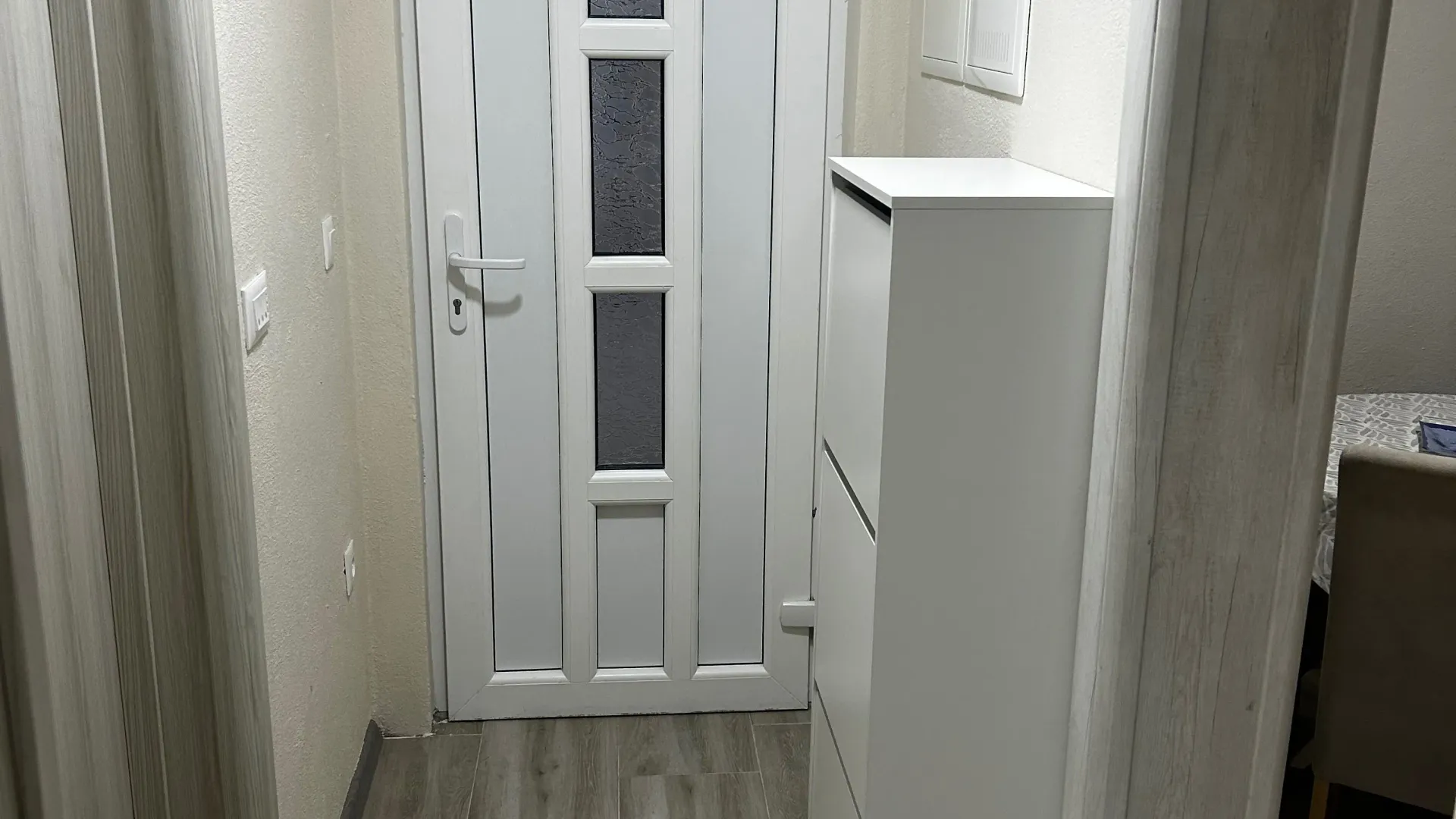 Rent, one bedroom apartment, 55m², Radanovići, Kotor