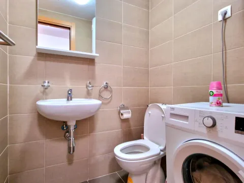 Prodaja, dvosoban stan, 73m², Budva, Crna Gora - image 9