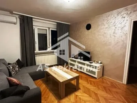 Rent, two bedroom apartment, 50m², Stari Grad, Beograd - image 4
