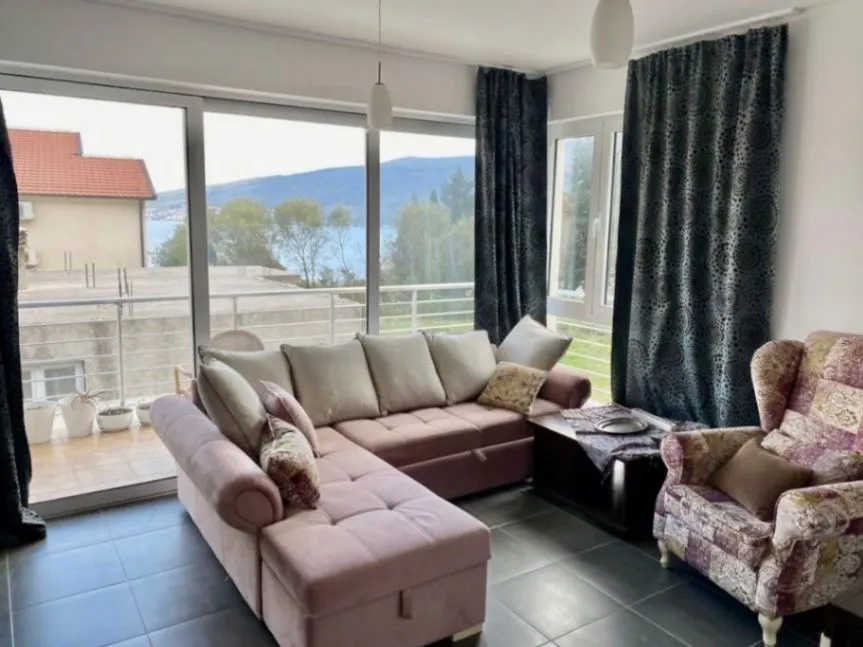 Sale, four bedroom apartment, 120m², Herceg Novi, Crna Gora
