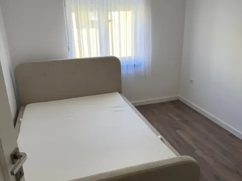 Rent, house, 155m², Farmaci, Podgorica - image 20