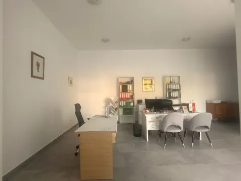 Prodaja, poslovni prostor, 68m², Bar, Crna Gora - image 4