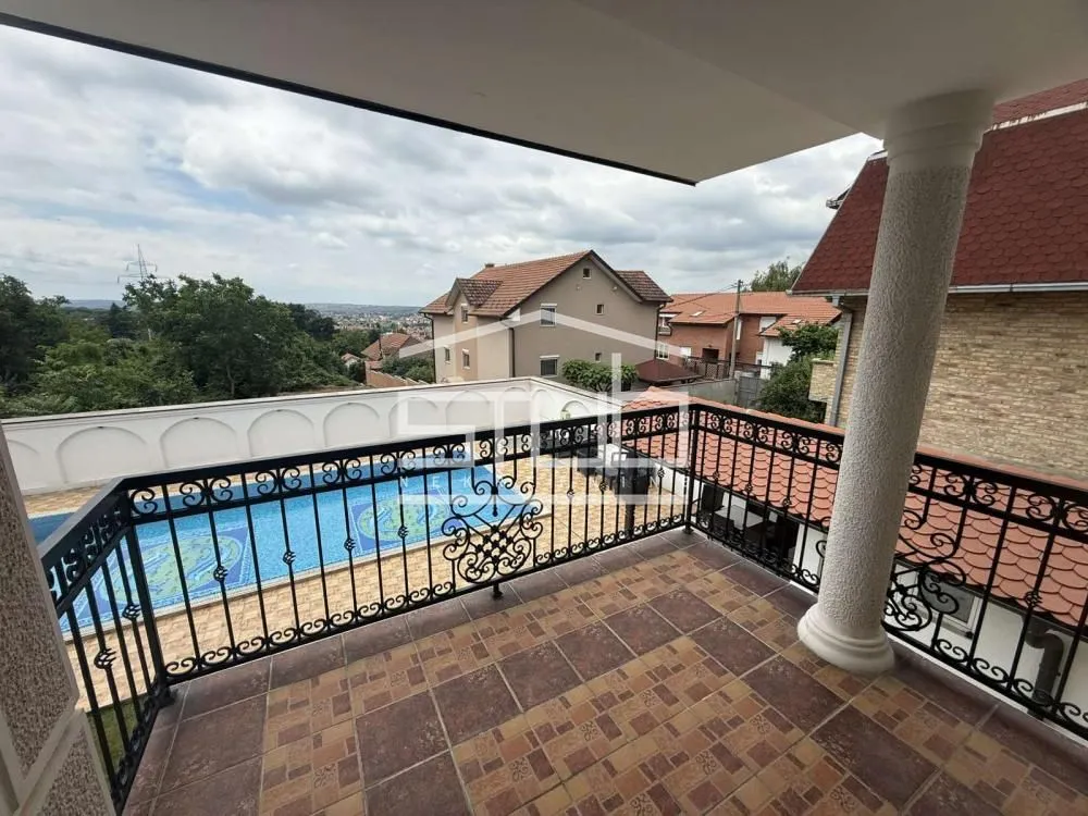 Sale, four bedroom apartment, 115m², Jajinci, Voždovac Sve Podlokacije