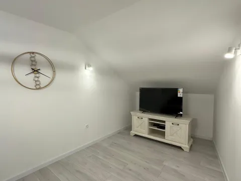Izdavanje, stan, 54m², Seljanovo, Tivat - image 6