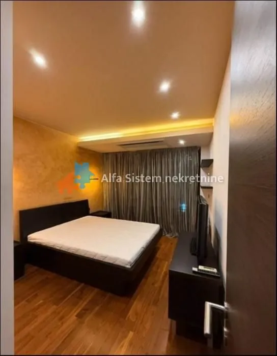 Izdavanje, dvosoban stan, 60m², Novi Beograd Sve Podlokacije, Beograd