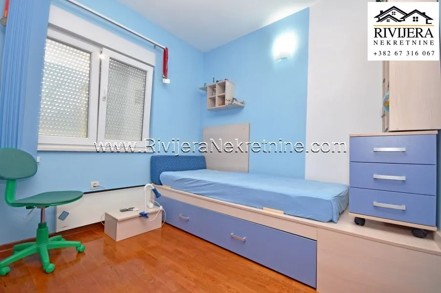 Prodaja, kuća, 285m², Đenovići, Herceg Novi