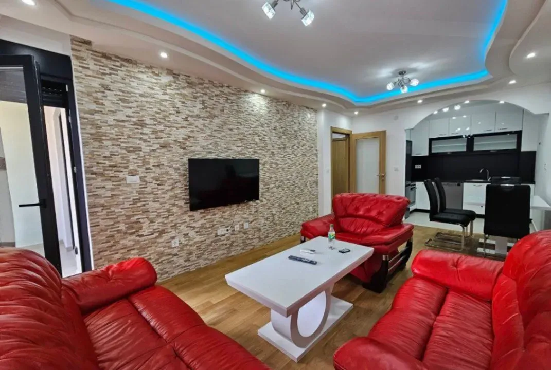Izdavanje, jednosoban stan, 55m², New City, Podgorica