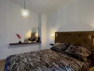 Rent, four bedroom apartment, 240m², Kotor, Crna Gora - image 9