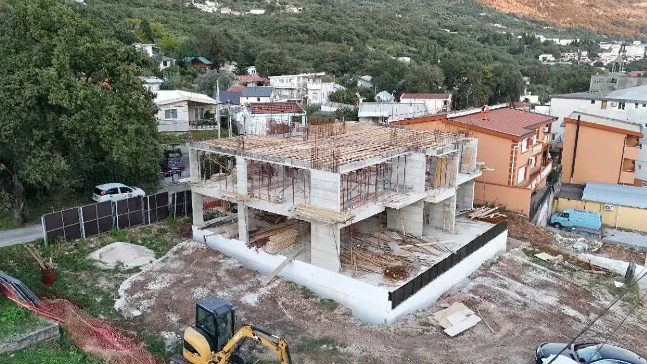 Prodaja, garsonjera, Sutomore, Bar