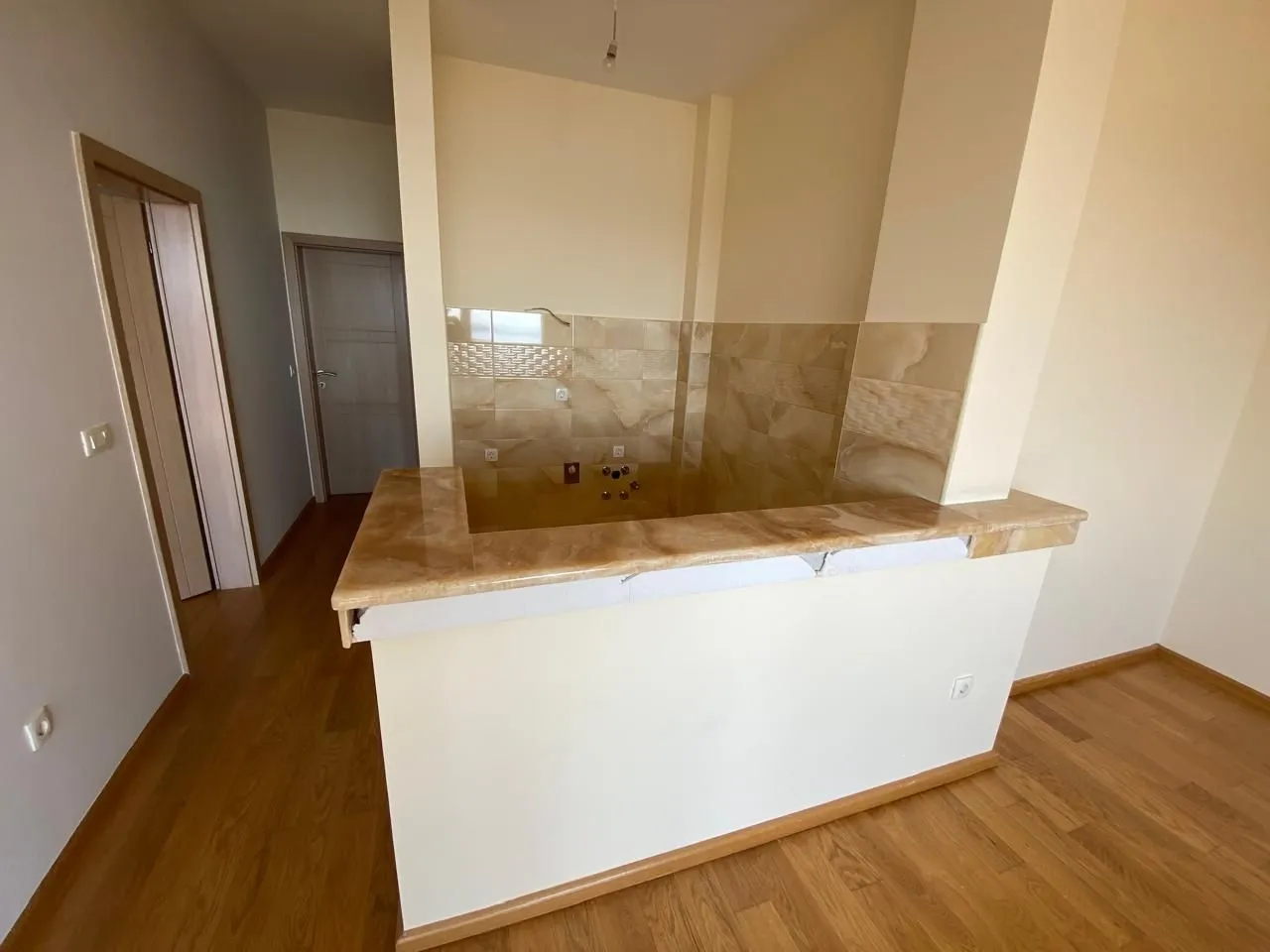 Sale, two bedroom apartment, 65m², Bečići, Budva