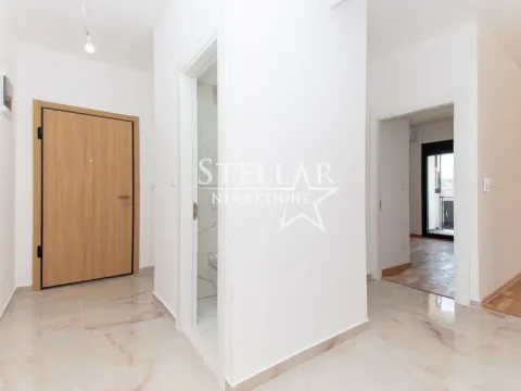 Izdavanje, dvosoban stan, 64m², Zagorič, Podgorica - image 3