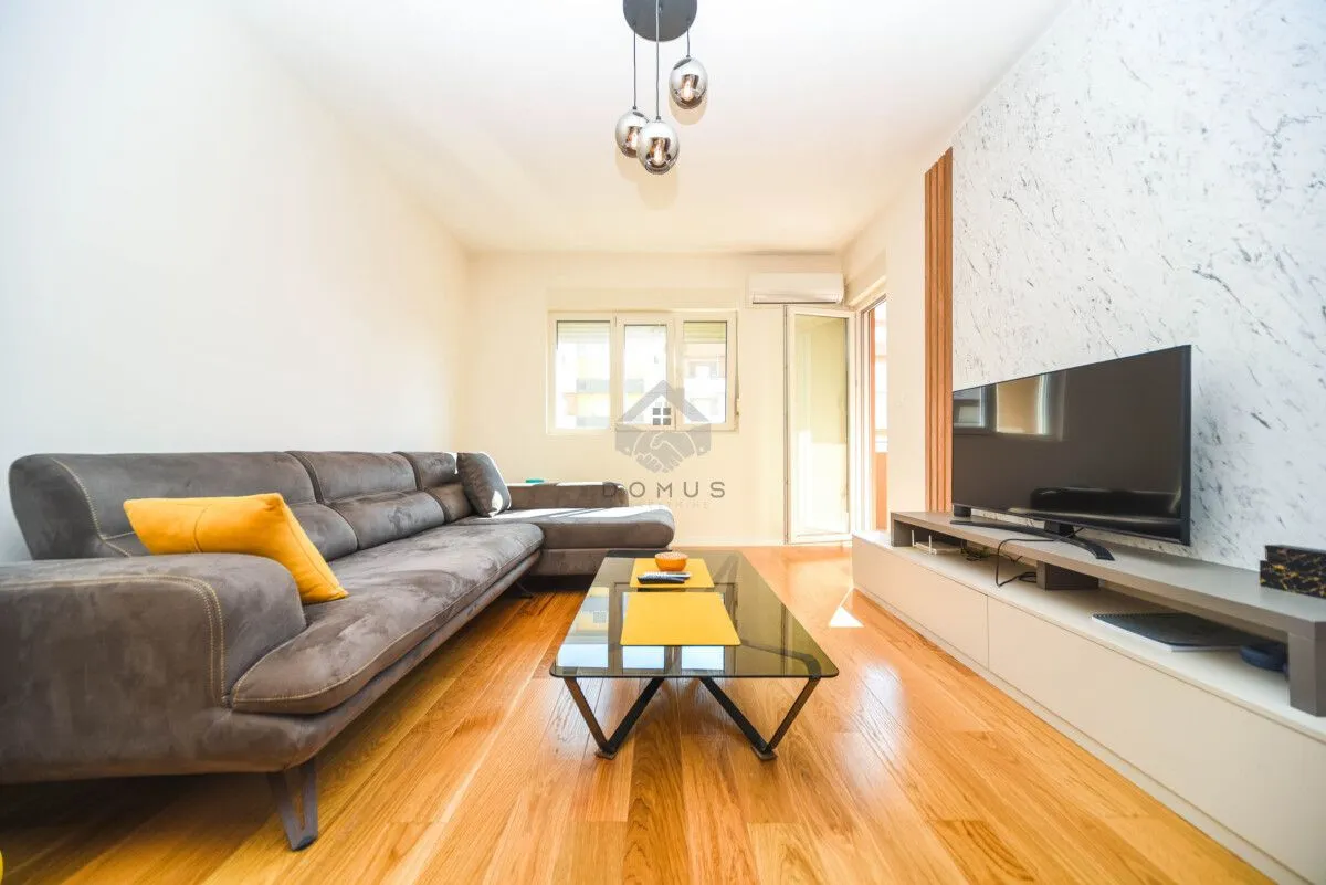Rent, one bedroom apartment, 49m², Central Point, Podgorica