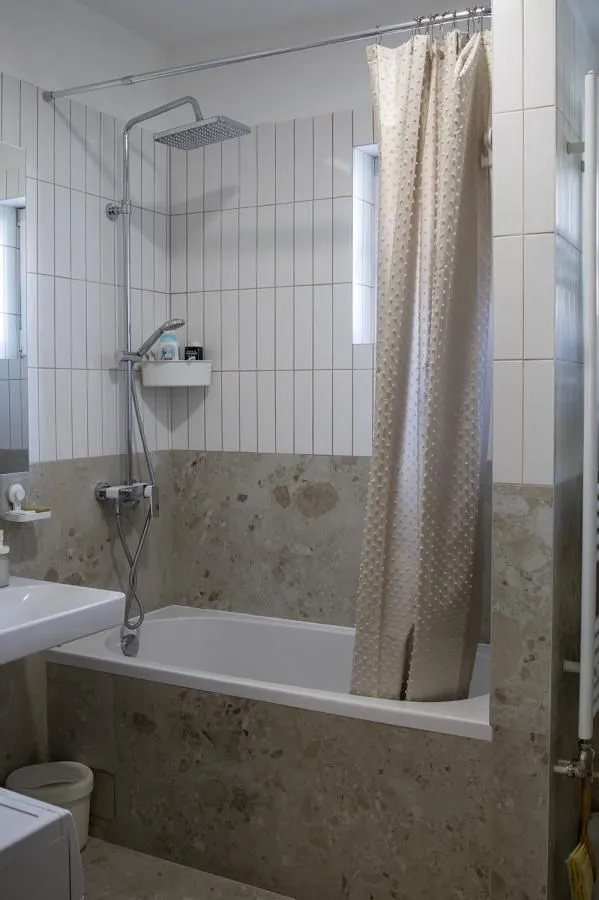 Prodaja, trosoban stan, 80m², Podbara, Novi Sad Sve Podlokacije