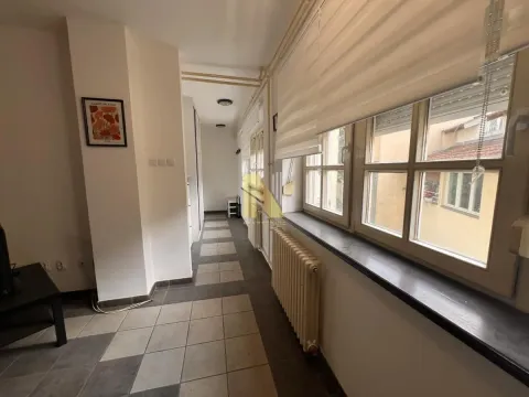 Prodaja, četvorosoban stan, 103m², Stari grad, Novi Sad - image 7