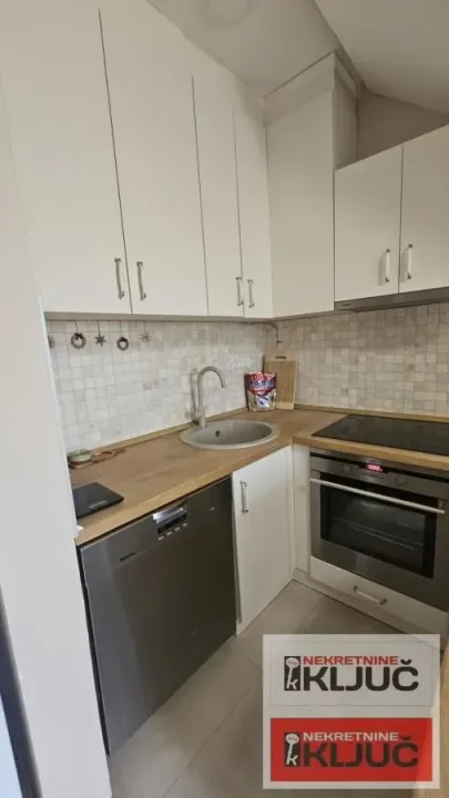 Rent, two bedroom apartment, 54m², Grbavica, Novi Sad Sve Podlokacije