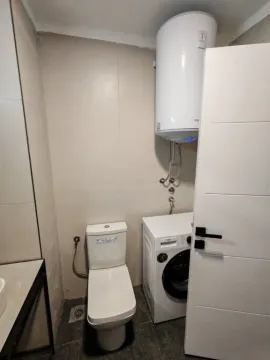 Rent, two bedroom apartment, 80m², Vezirov Most, Podgorica - image 7