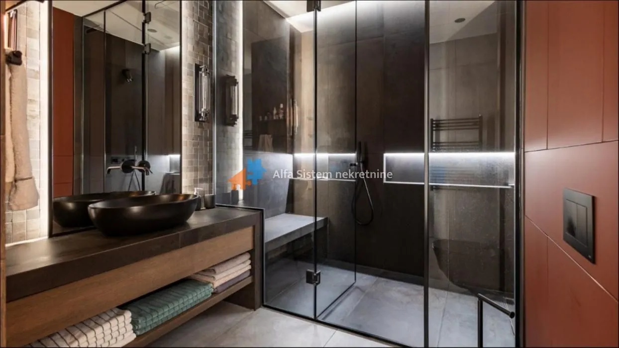 Rent, three bedroom apartment, 193m², Stari Grad, Beograd