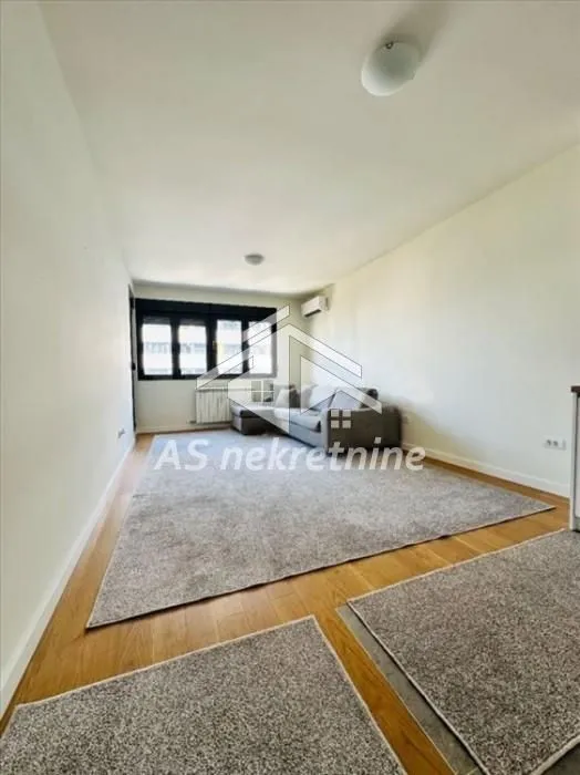 Rent, two bedroom apartment, 48m², Čukarica, Beograd
