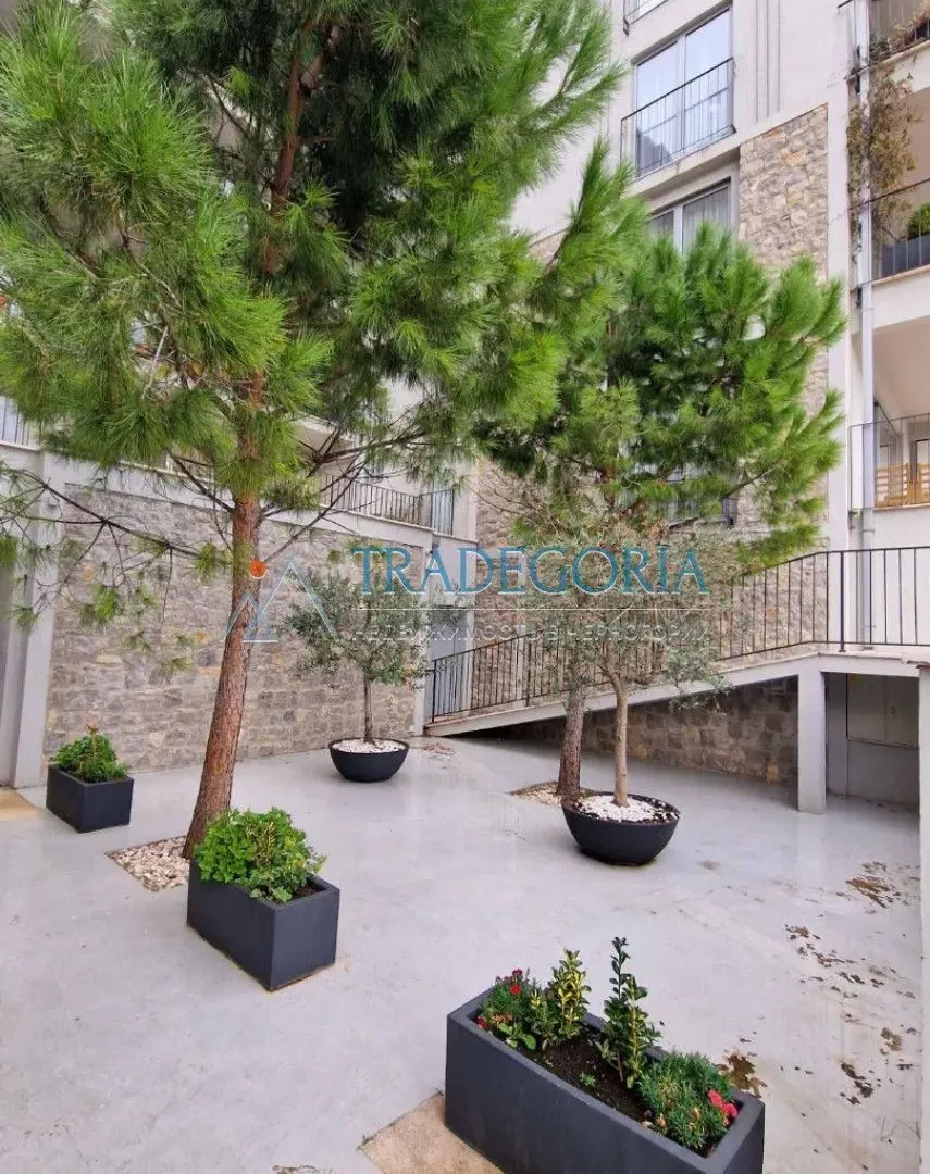 Prodaja, stan, 403m², Kotor, Crna Gora