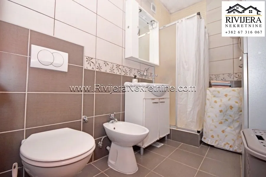 Prodaja, trosoban stan, 94m², Meljine, Herceg Novi