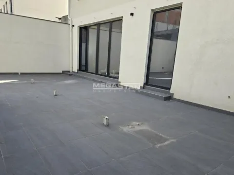 Sale, office space, 245m², Šumice, Beograd - image 4