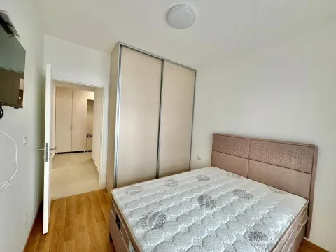 Sale, one bedroom apartment, 45m², Bečići, Budva - image 5