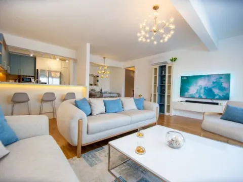 Izdavanje, kuća, 250m², Budva, Crna Gora - image 5