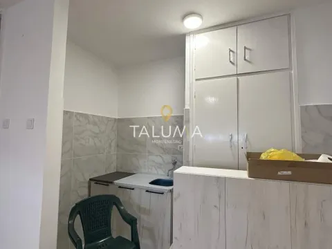 Rent, two bedroom apartment, 65m², Pobrežje, Podgorica - image 2