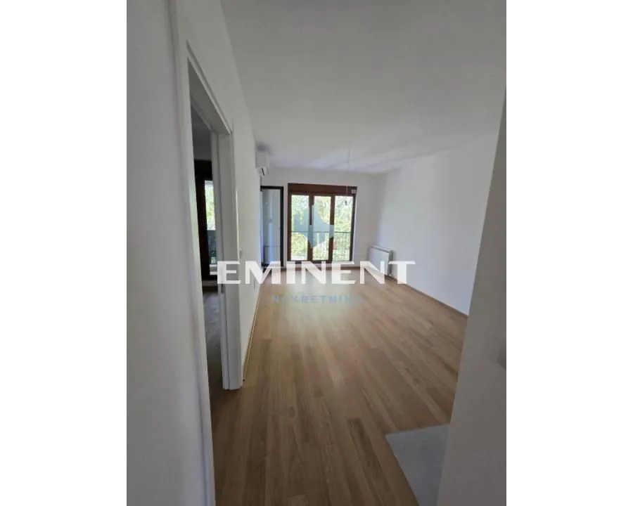 Rent, three bedroom apartment, 55m², Zemun Centar, Zemun Sve Podlokacije