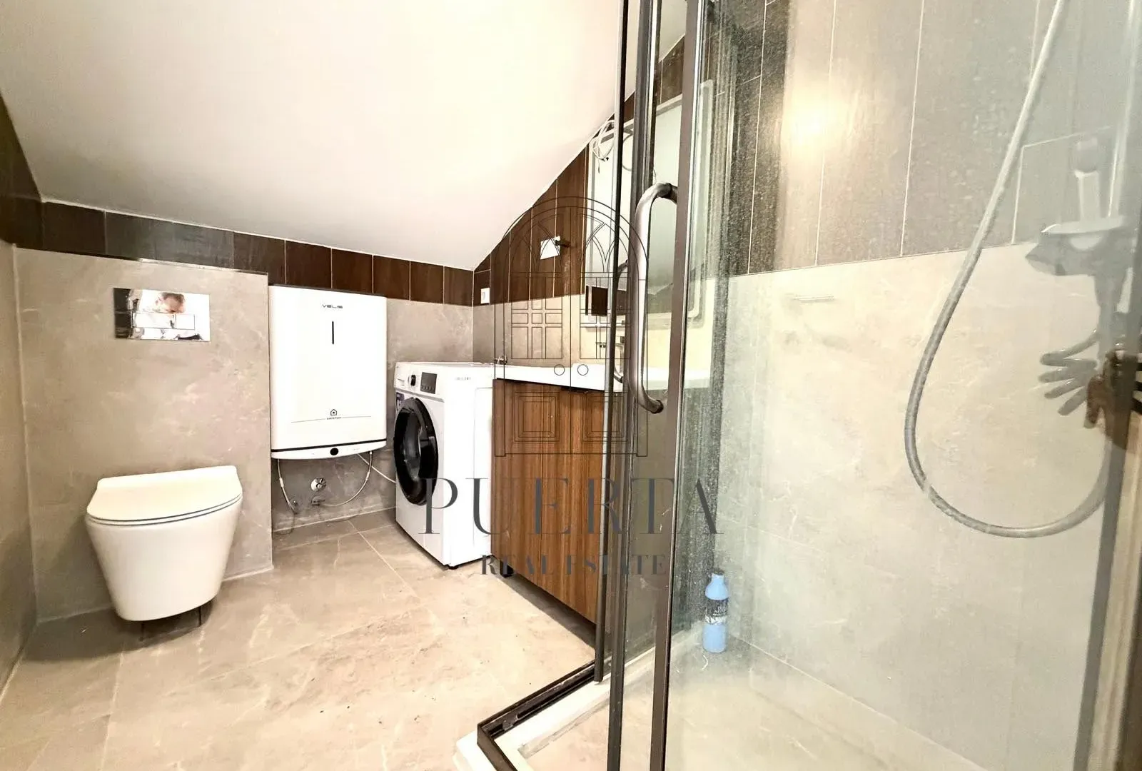 Prodaja, garsonjera, 45m², Tološi, Podgorica