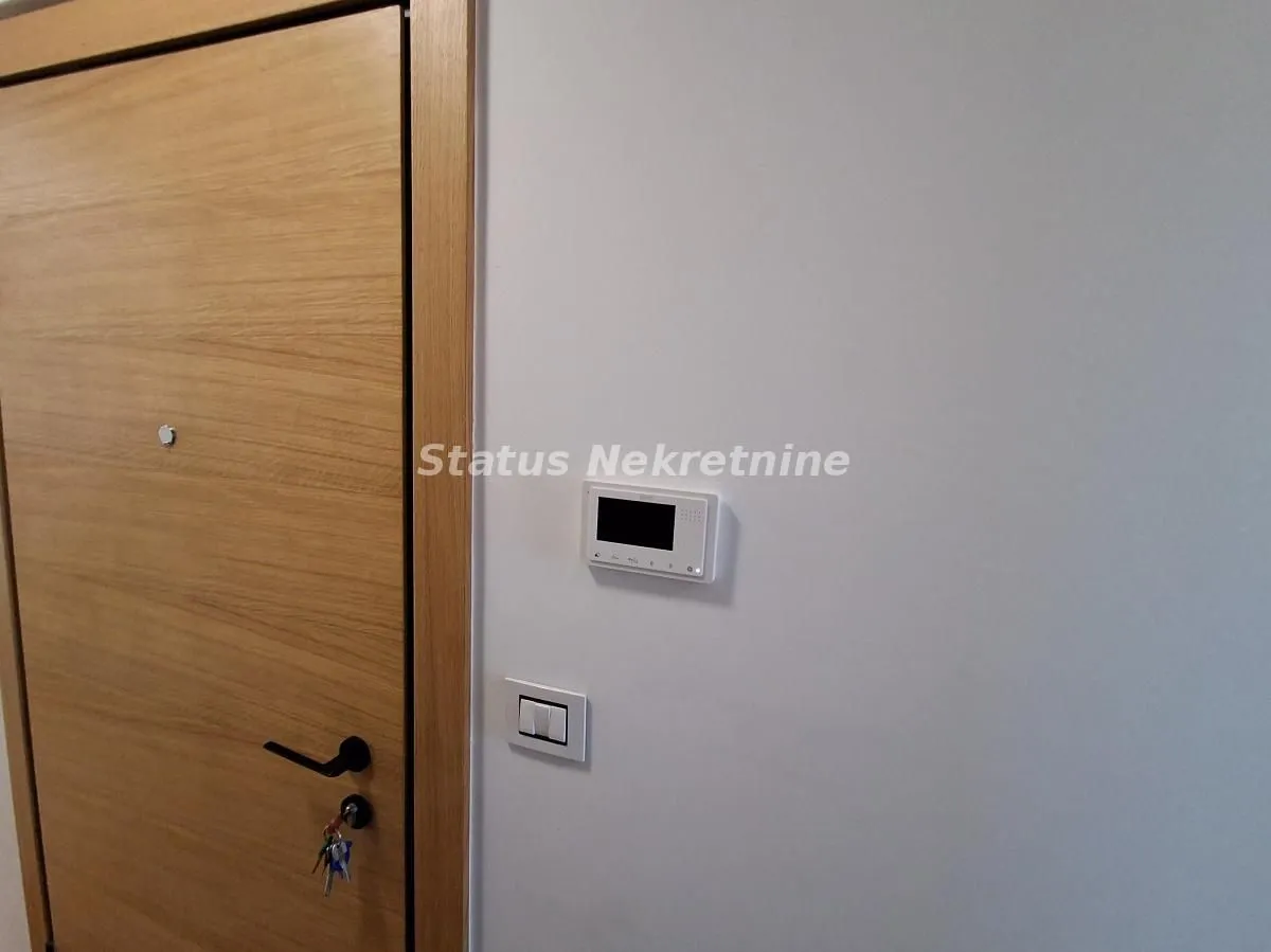 Prodaja, četvorosoban stan, 98m², Petrovaradin, Novi Sad