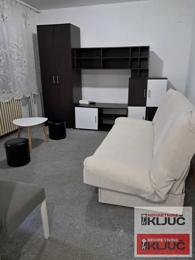 Izdavanje, jednosoban stan, 32m², Novo naselje, Novi Sad