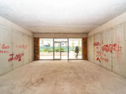 Sale, office space, 94m², Pobrežje, Podgorica - image 2