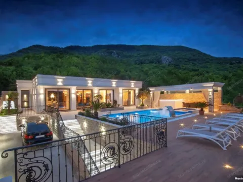 Prodaja, kuća, 190m², Budva, Crna Gora