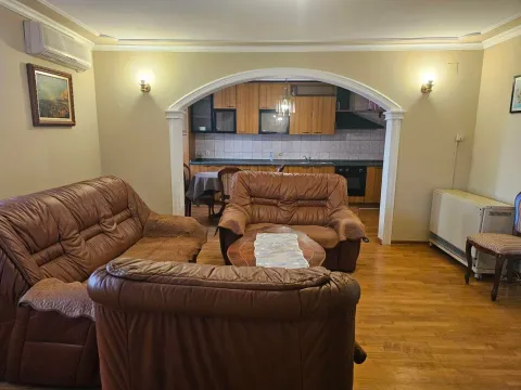 Izdavanje, jednosoban stan, 90m², Masline, Podgorica - image 13