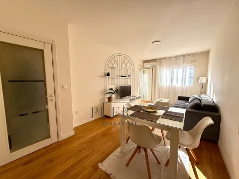 Rent, one bedroom apartment, 47m², Central Point, Podgorica - image 7