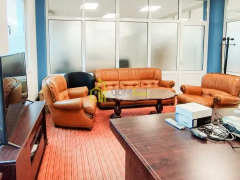 Izdavanje, poslovni prostor, 660m², Tuzi, Podgorica - image 4